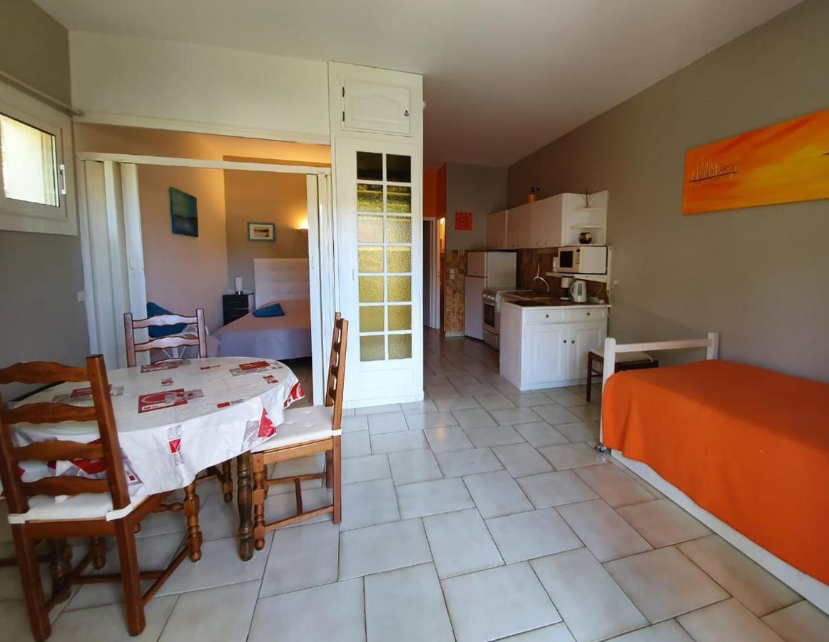 Appartements Dans Villa En Rez De Jardin Hyeres Bagian luar foto