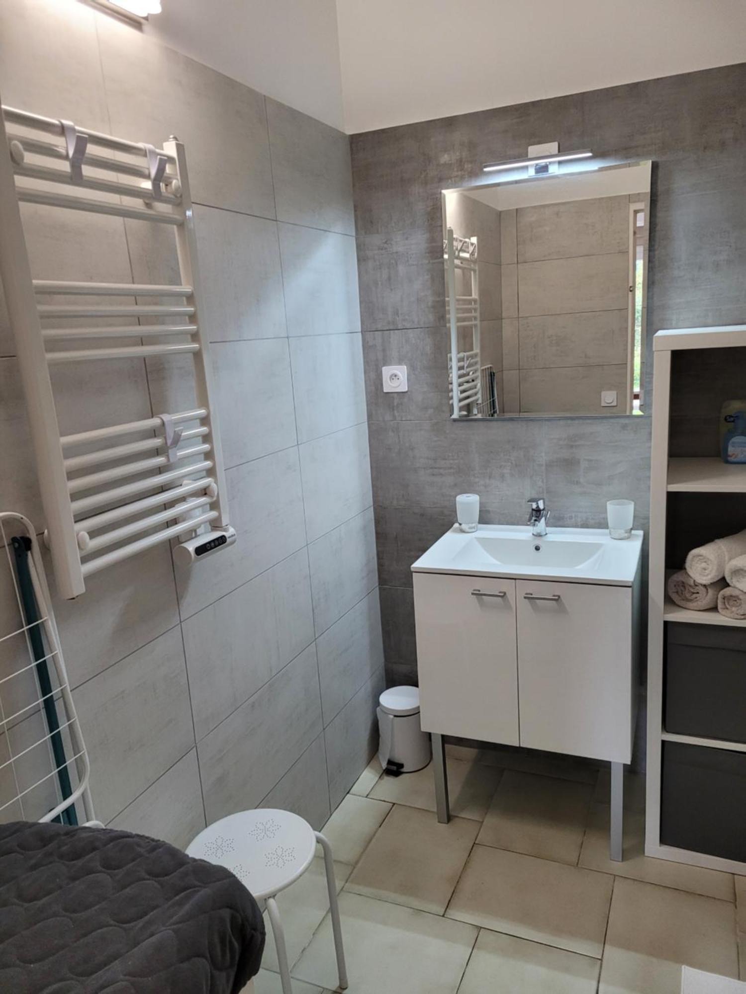 Appartements Dans Villa En Rez De Jardin Hyeres Bagian luar foto